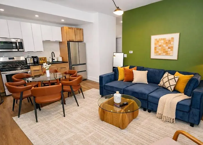 Apartment 3br King Beds Sleeps 8 Near Humboldt Park